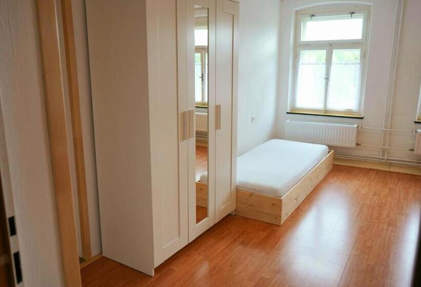 Aamiaismajoitus (B&B) U Broučků