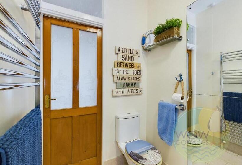 Haslemere   Beer Devon