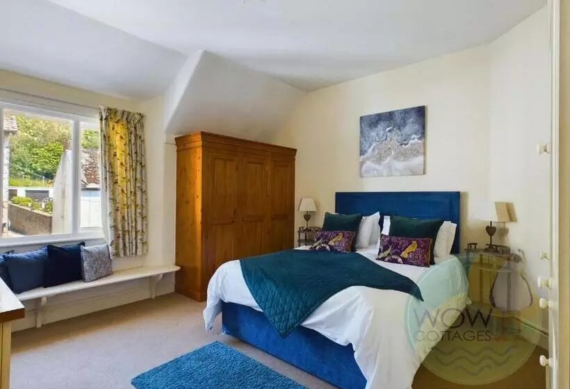 Haslemere   Beer Devon