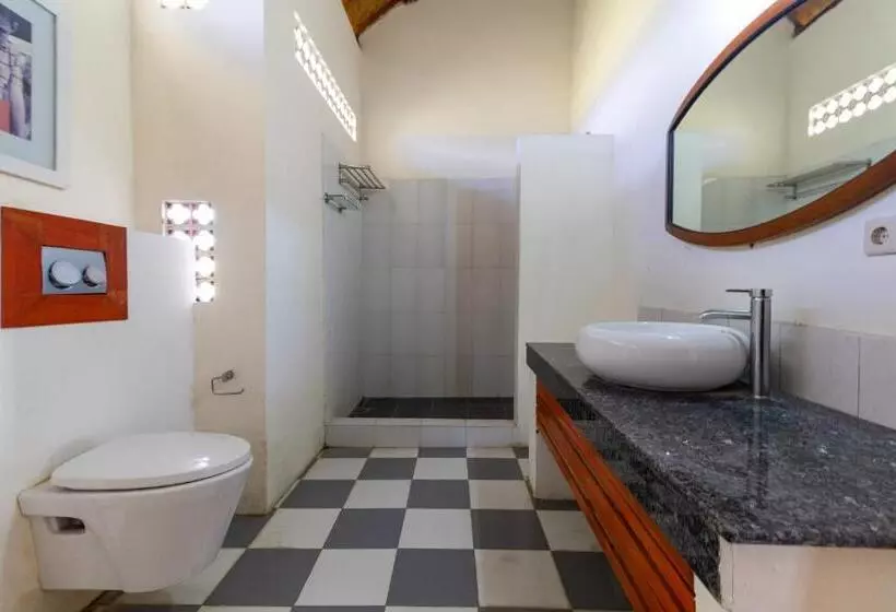 Hotelli Oyo 3836 Vedanta Villa