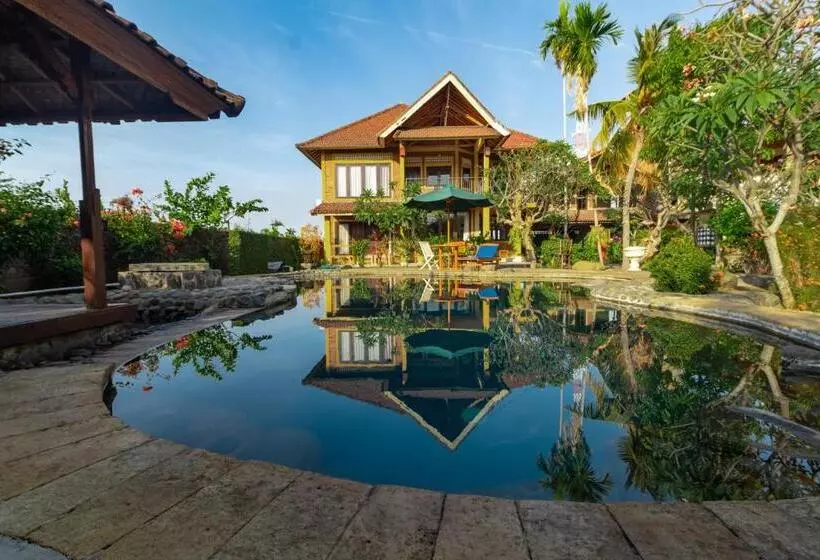Hotelli Oyo 3836 Vedanta Villa