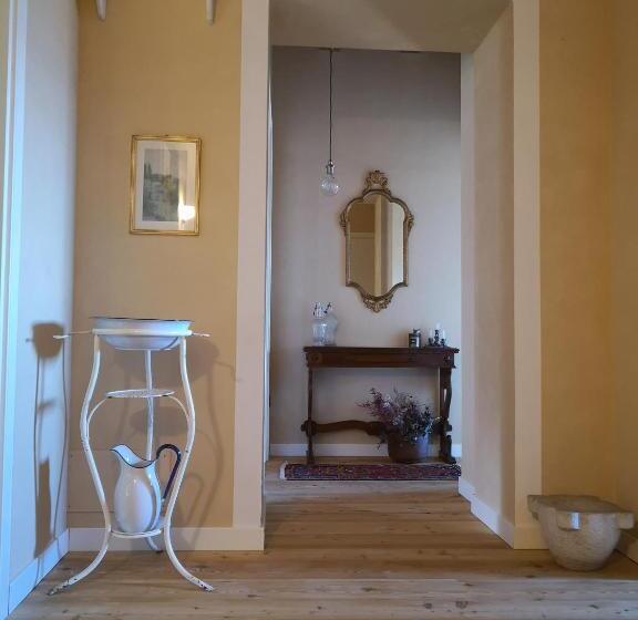 La Porta Accanto B&b