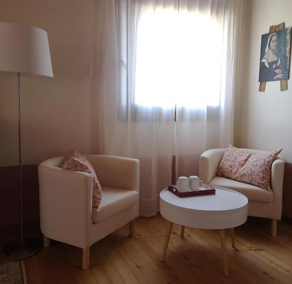 La Porta Accanto B&b