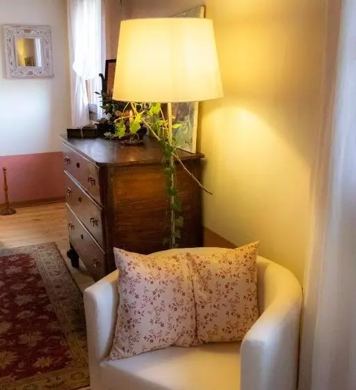 La Porta Accanto B&b