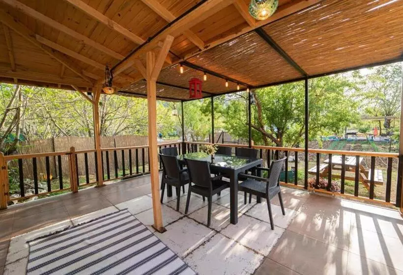 Peaceful House With Patio And Backyard In Kayakoy Fethiye