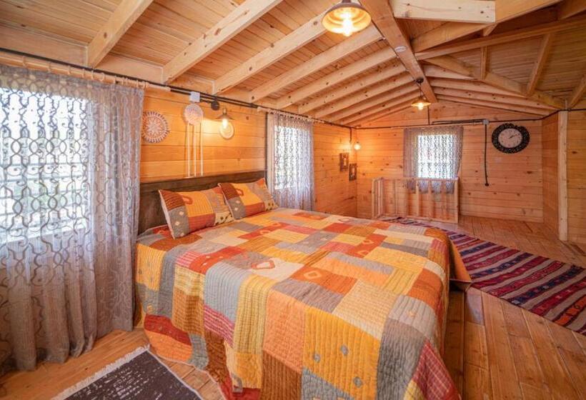 Peaceful House With Patio And Backyard In Kayakoy Fethiye