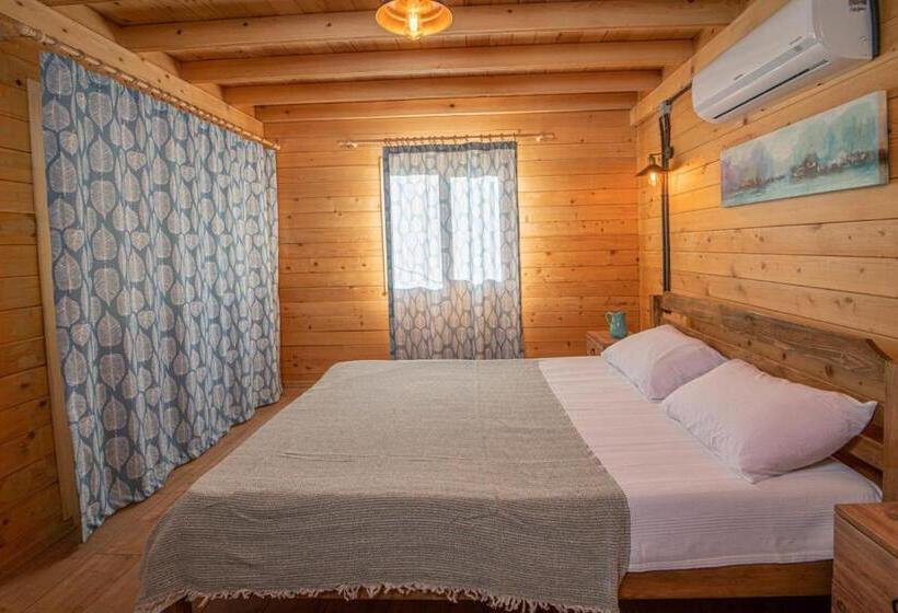 Peaceful House With Patio And Backyard In Kayakoy Fethiye