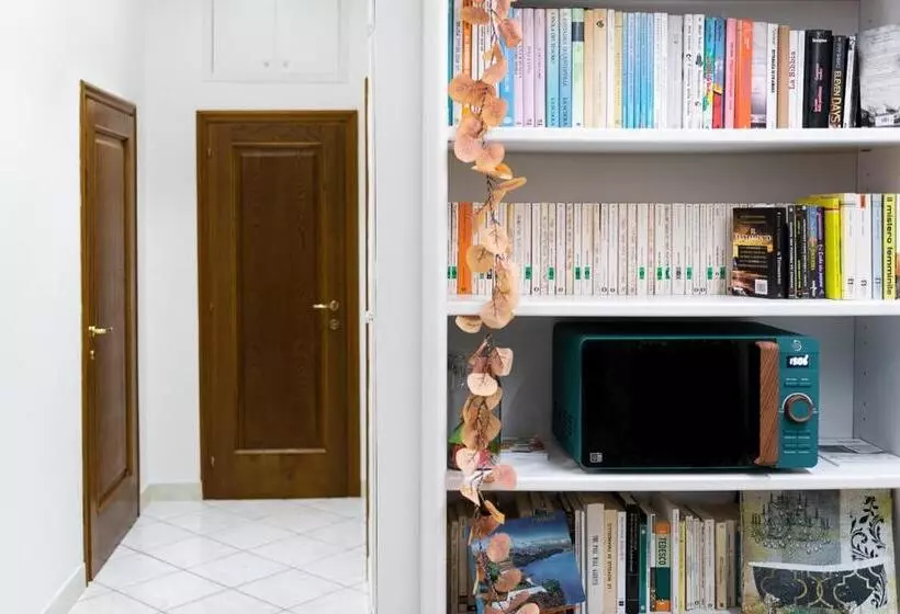 پانسیون Ale House