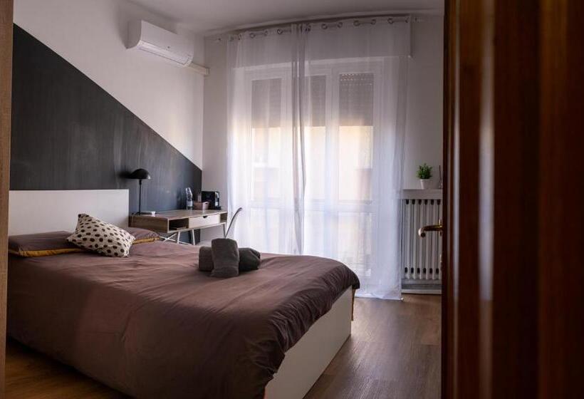 پانسیون Ale House