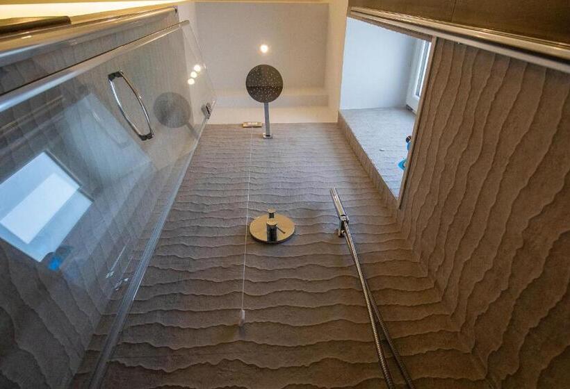 بنسيون Materia Relais