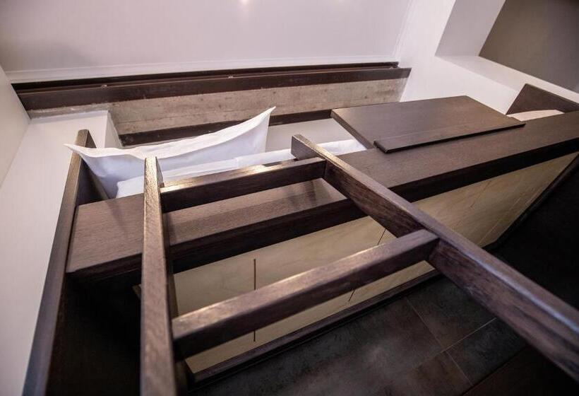 بنسيون Materia Relais