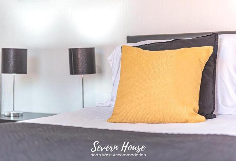 Severn Street House Serviced Accommodation