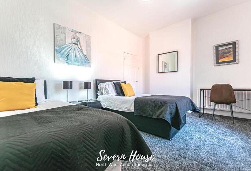 Severn Street House Serviced Accommodation