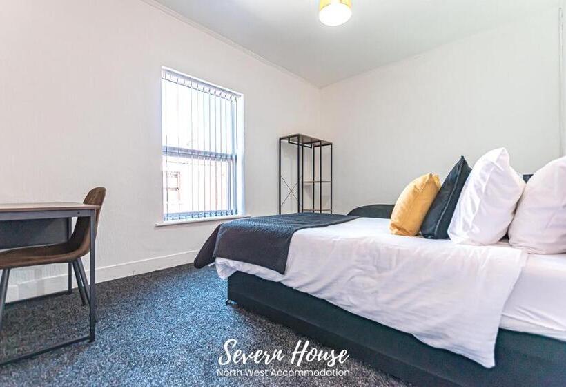 Severn Street House Serviced Accommodation