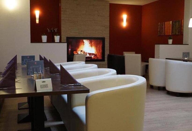 Sporthotel Neuruppin   Apartmenthaus Mit Ferienwohnungen