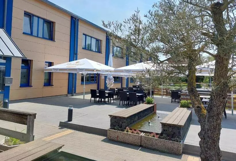 Sporthotel Neuruppin   Apartmenthaus Mit Ferienwohnungen