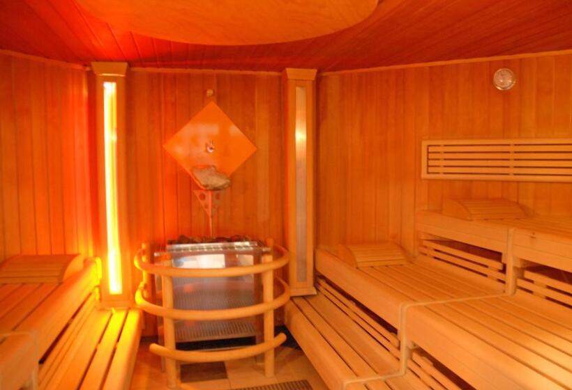 Sporthotel Neuruppin   Apartmenthaus Mit Ferienwohnungen