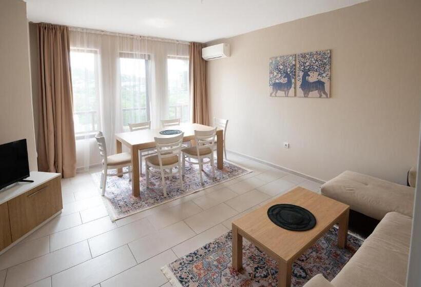 апартамент за гости влади в комплекс Garden Palace Balchik