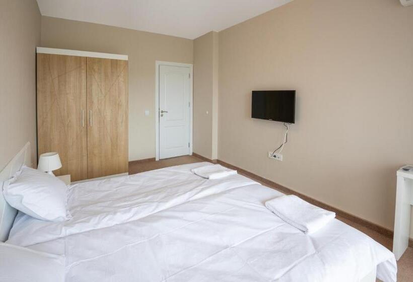 апартамент за гости влади в комплекс Garden Palace Balchik