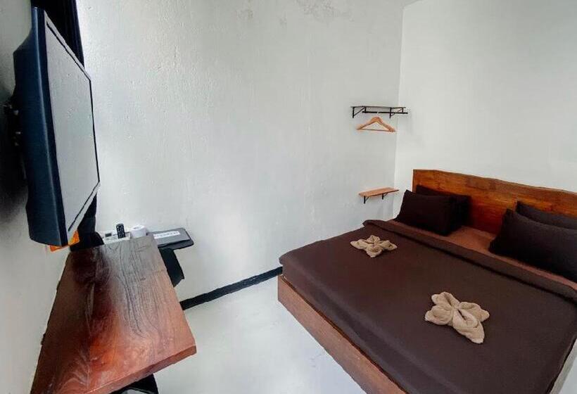 פנסיון Escotel Jalak