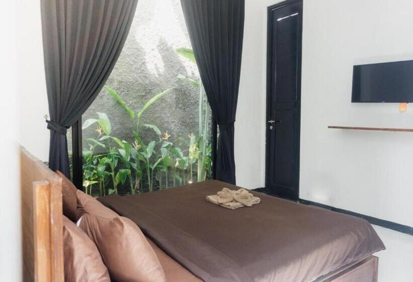 פנסיון Escotel Jalak