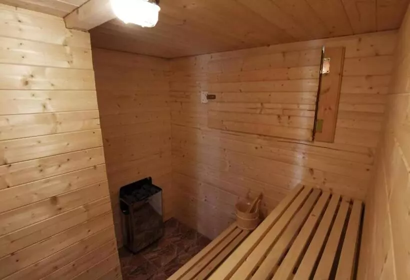 Majatalo Penzion Loučka Bystřice