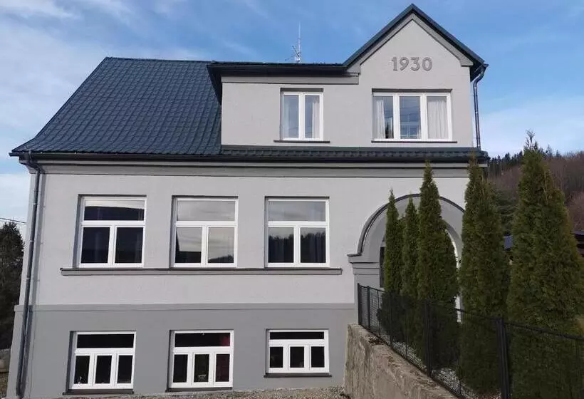 Majatalo Penzion Loučka Bystřice