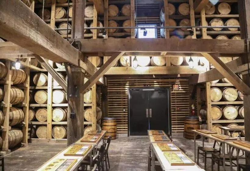 The Yellow Cottage By Tims Ford Lake