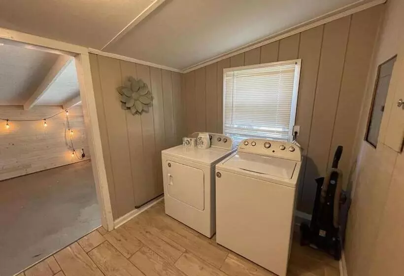 The Yellow Cottage By Tims Ford Lake