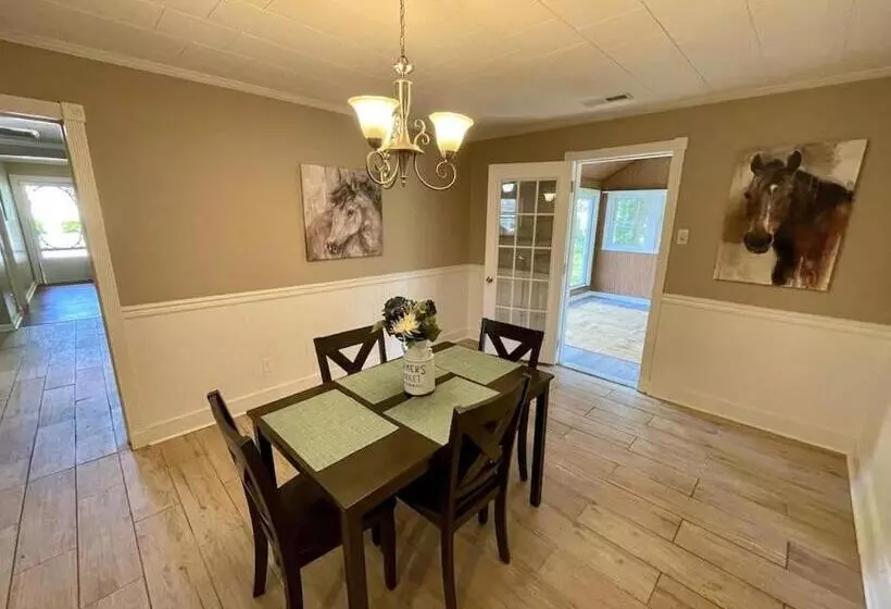 The Yellow Cottage By Tims Ford Lake