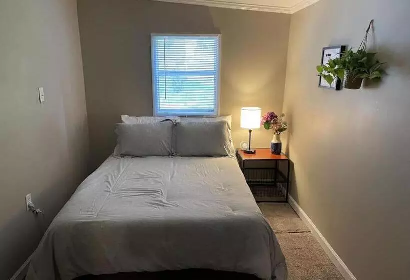 The Yellow Cottage By Tims Ford Lake