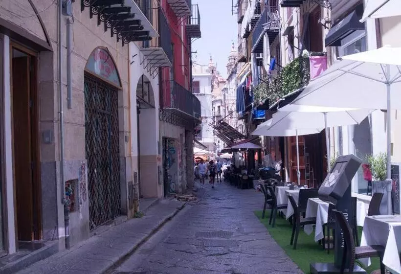 Via Pannieri Apartament