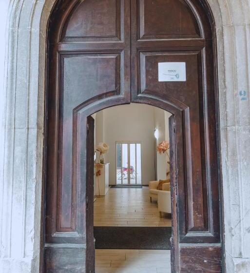 הוסטל Dimora Pardo