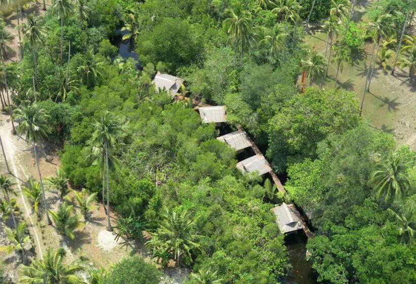 فندق صغير Mutiara Beach Resort