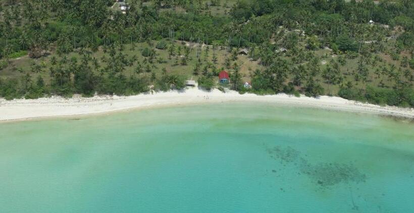 فندق صغير Mutiara Beach Resort