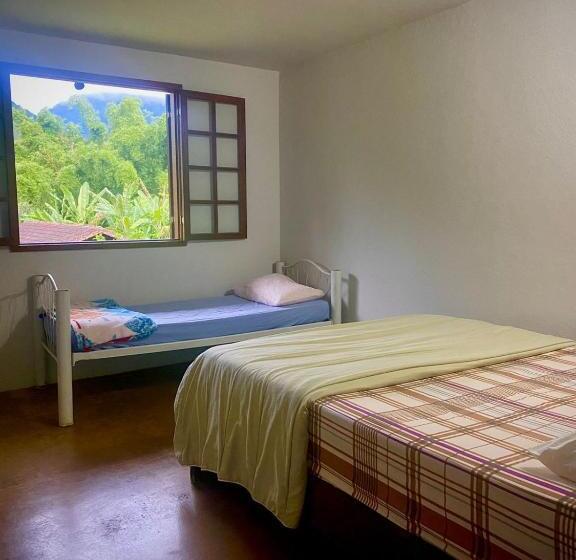 Casa Maia Sana Hostel