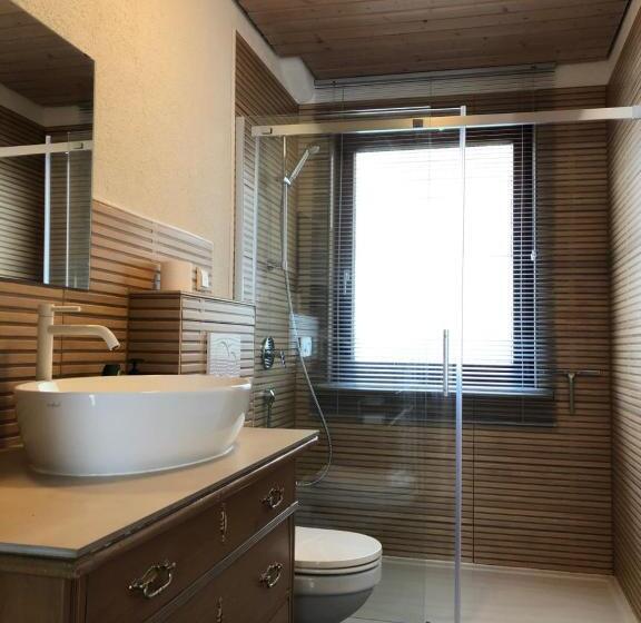 Große Wohnung Mit 2 Schlafzimmern