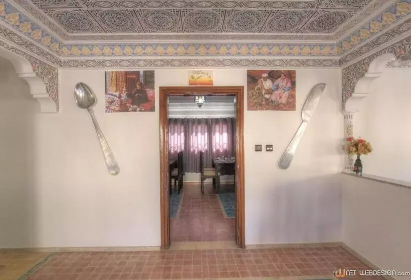 Hotelli New Mars Dades