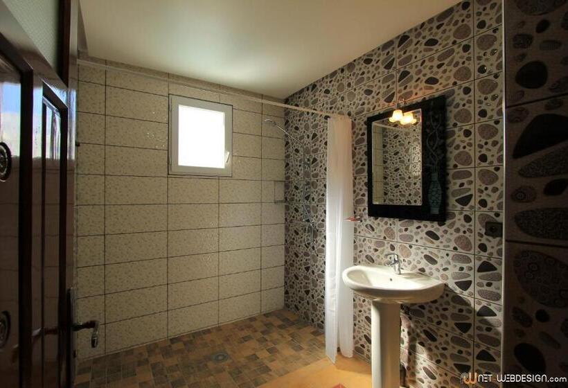 Hotel New Mars Dades