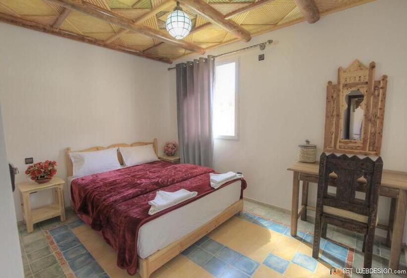 Hotel New Mars Dades