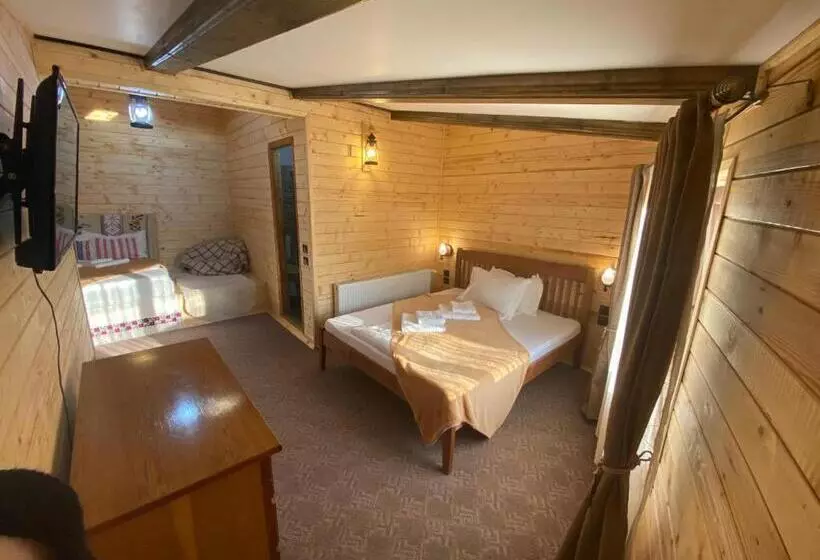 ペンション Căsuța Din Povești