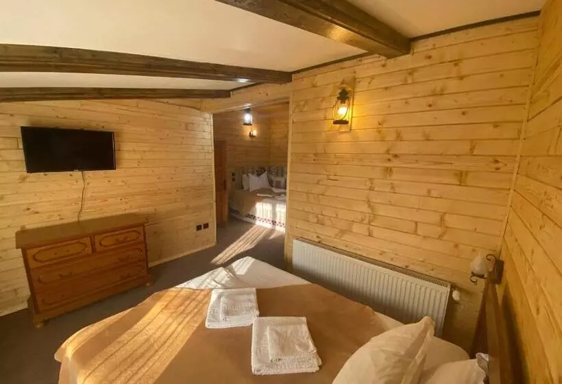 ペンション Căsuța Din Povești