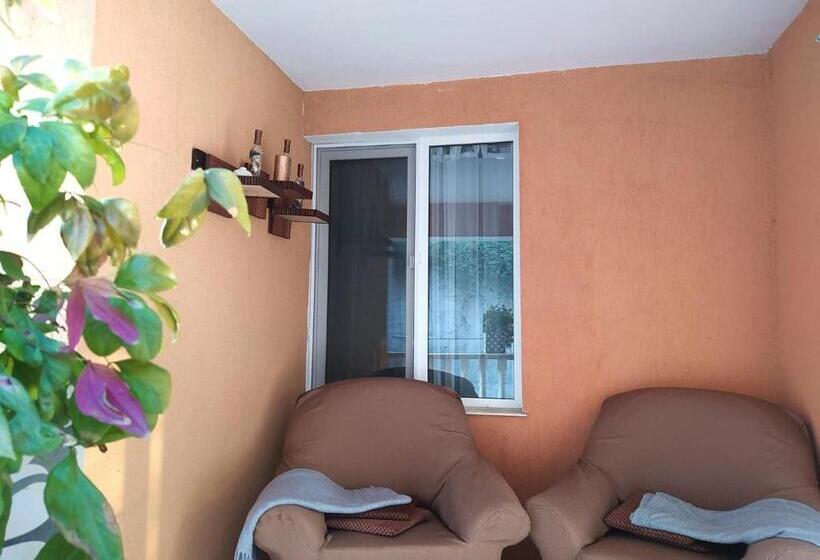 پانسیون Hillside