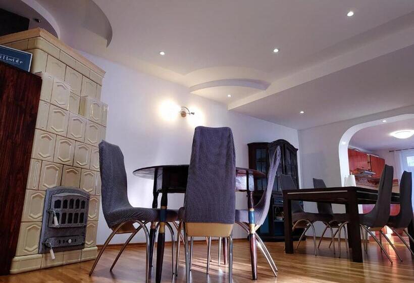 پانسیون Hillside