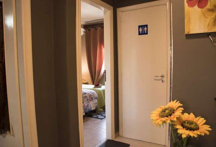 پانسیون La Casa Di Pavida