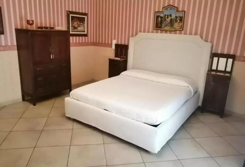 Majatalo Solimena House