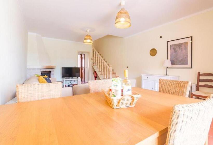 Supertubos Beach Villa