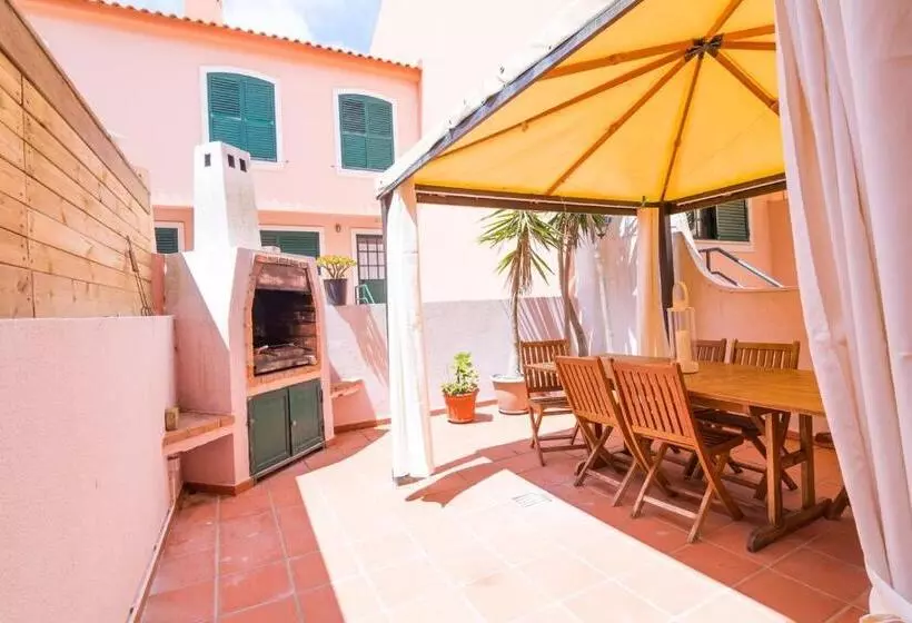 Supertubos Beach Villa
