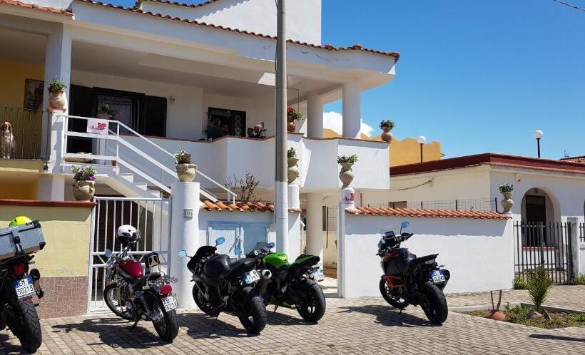 مبيت وإفطار Mari En