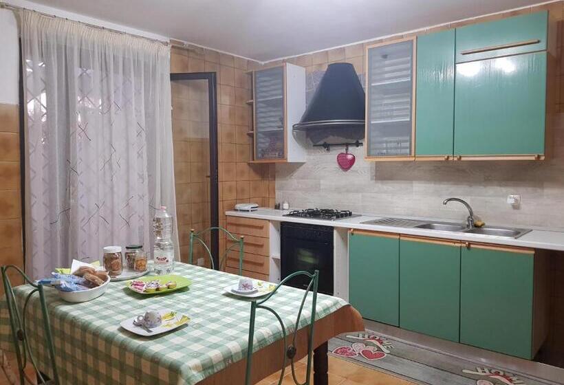 مبيت وإفطار Mari En